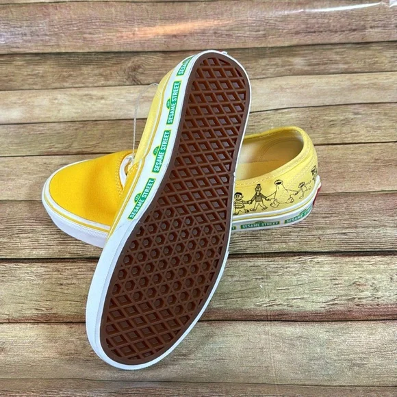 NWT - Sesame Street Vans - Picture 4 of 6